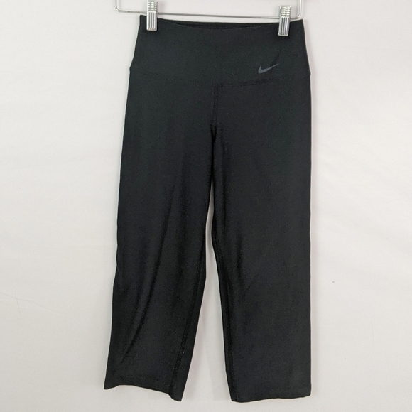 Nike XS Dri-Fit Capris - Picture 1 of 4